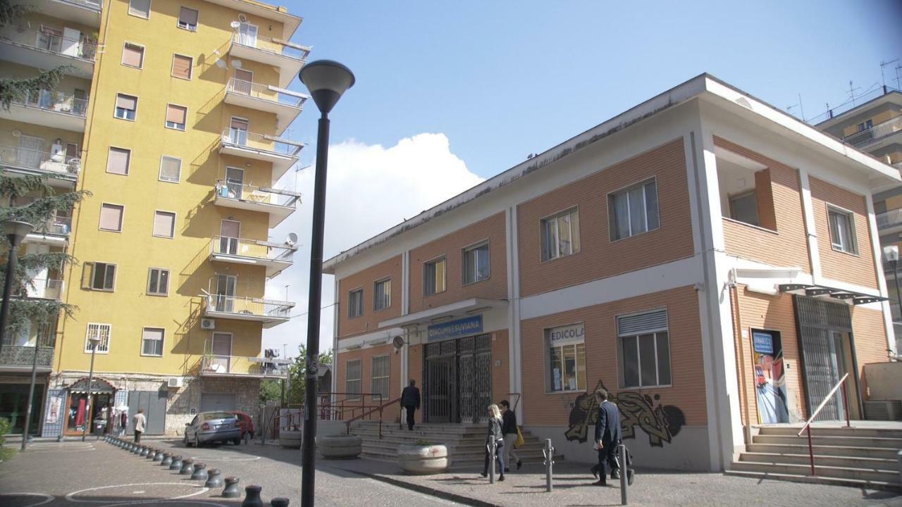 Binario 2 Hotel Сан Джорджо а Кремано Екстериор снимка