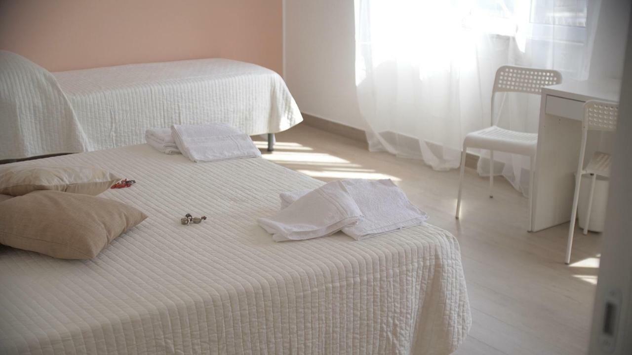 Binario 2 Hotel Сан Джорджо а Кремано Екстериор снимка