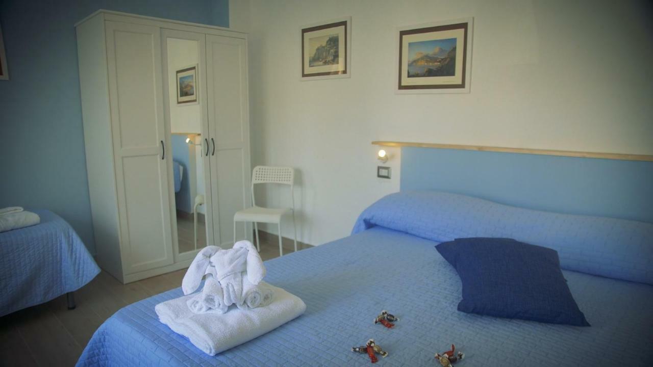 Binario 2 Hotel Сан Джорджо а Кремано Екстериор снимка
