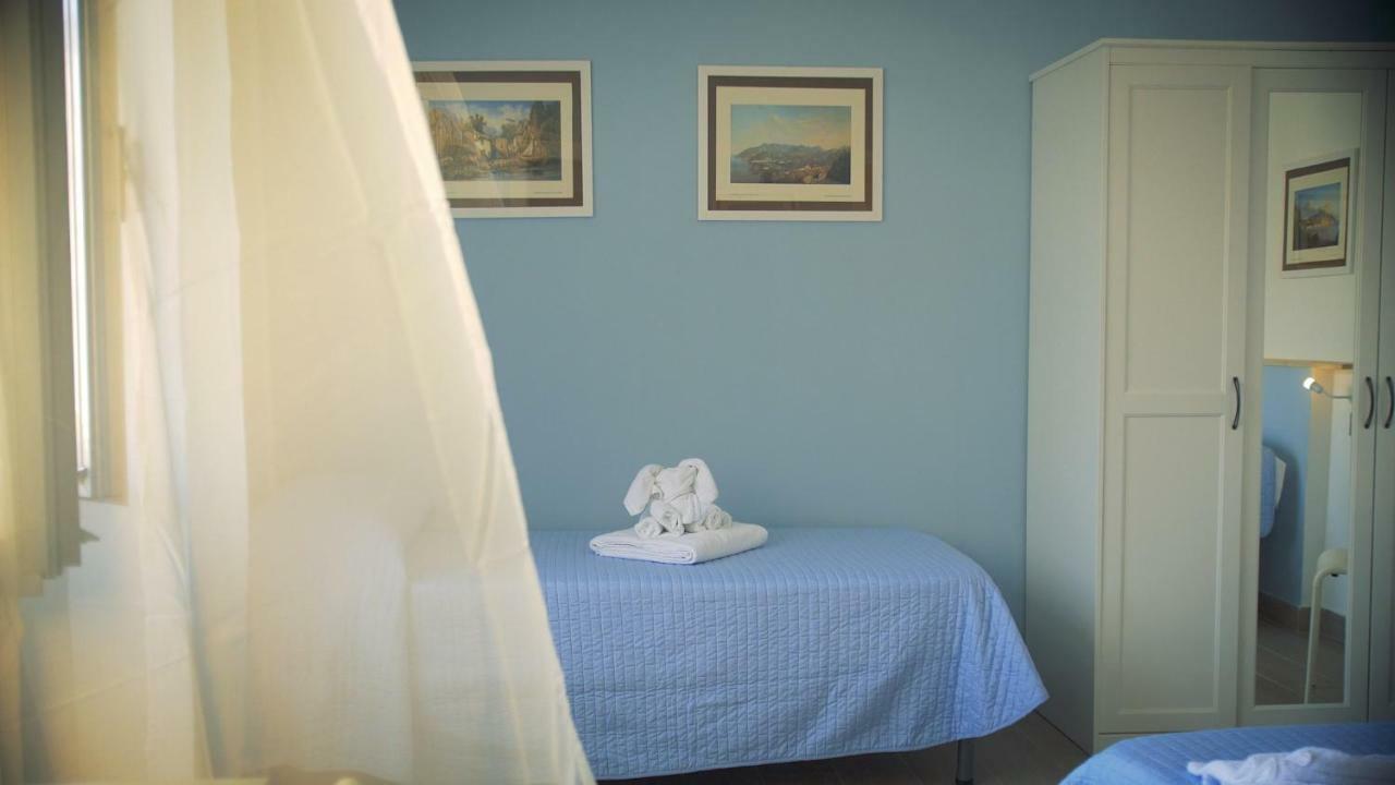 Binario 2 Hotel Сан Джорджо а Кремано Екстериор снимка