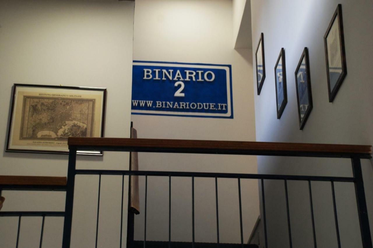 Binario 2 Hotel Сан Джорджо а Кремано Екстериор снимка